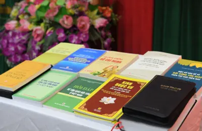 Đưa kinh sách, ấn phẩm tôn giáo vào sử dụng tại các trại giam thuộc Bộ Công an