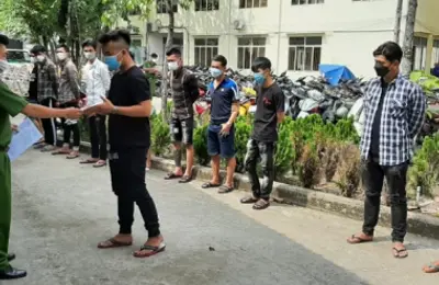 Hình thức xử phạt và biện pháp khắc phục hậu quả đối với vi phạm quy định về trật tự công cộng