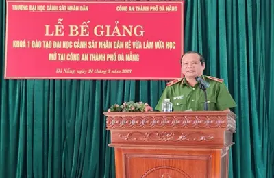Bế giảng Khóa D1T – Đà Nẵng