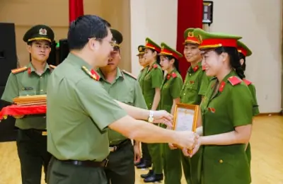 Học viên Nhà trường được khen thưởng vì có thành tích xuất sắc trong tham gia Liên hoan nghệ thuật