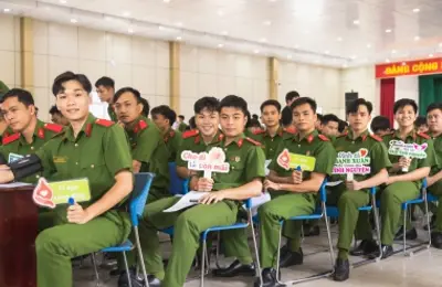 “Hiến giọt máu đào - Trao sự sống”