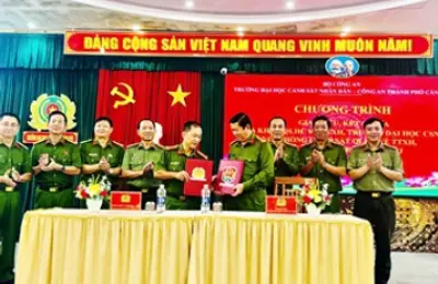 Khoa QLHC về TTXH Trường Đại học CSND giao lưu, kết nghĩa với Phòng Cảnh sát QLHC về TTXH, Công an Thành phố Cần Thơ