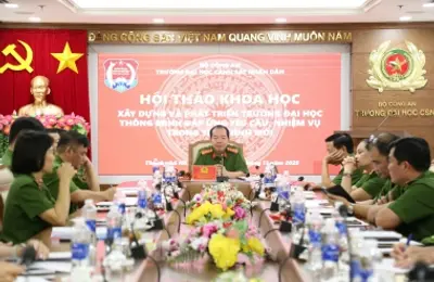 Xây dựng và phát triển trường đại học thông minh trong bối cảnh chuyển đổi số
